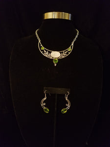 Precious Pearl Peridot Necklace Set